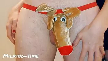 Oynat Rudolph burnunu cilalatıyor! yavaş bir noel handjob (sağım zamanı)