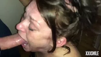 Jouer Pov soumis, petite, envie de sperme, bâillonnement de MILF, gorge profonde qui lèche les yeux. grosse bite palpitante me giflant le visage. puis il en supplie davantage, monsieur