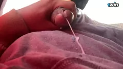 play Adolescent asiatic prins masturbându-se cu un penis mare negru POV