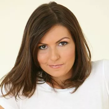 قناة Melanie Scott