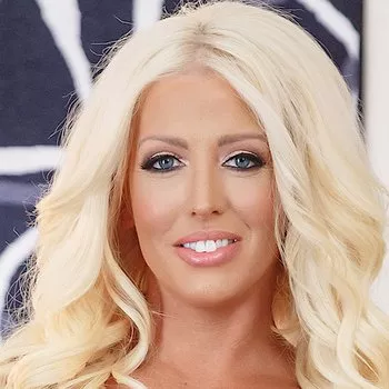 Star du porno Alura Jenson