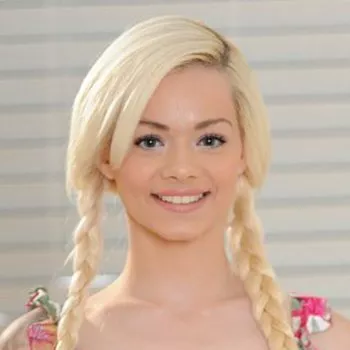 Pornostar Elsa Jean
